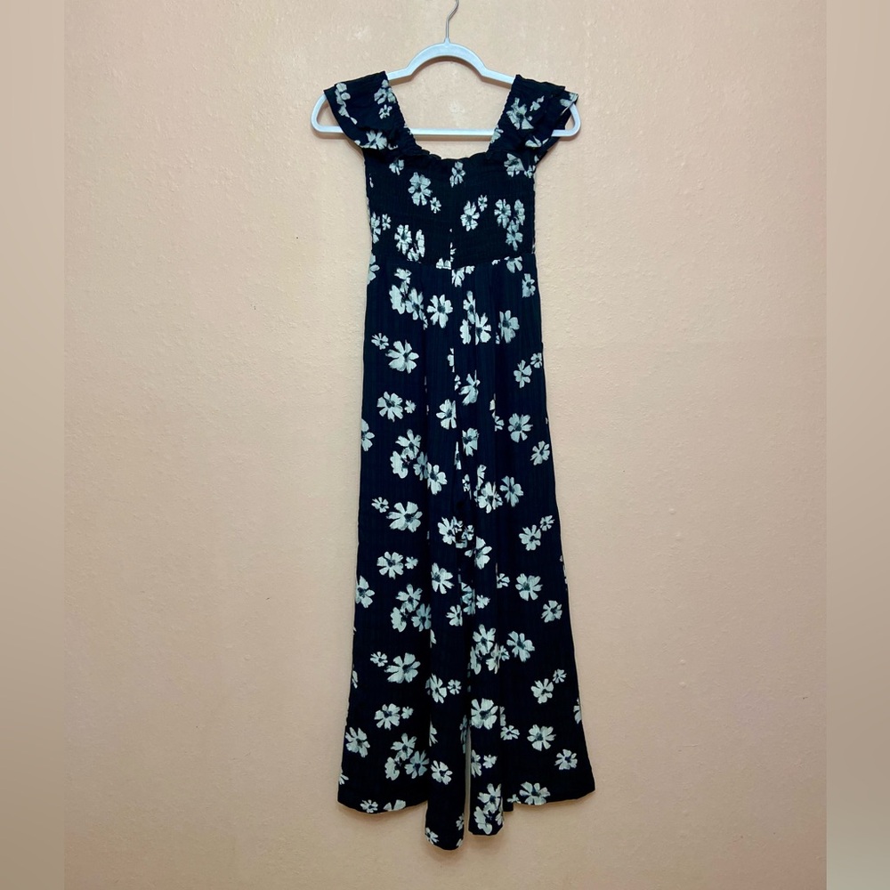 American Eagle Flutter Sleeve Jumpsuit - Picture 6 of 7